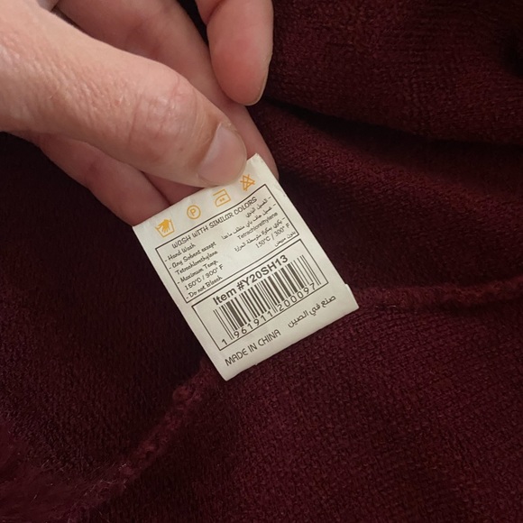 Faux Fur Burgundy Poncho Cape - Picture 4 of 4